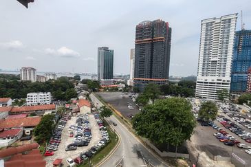 Pangsapuri Orchid View Luxury Apartment