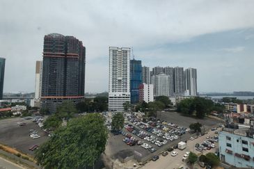 Pangsapuri Orchid View Luxury Apartment