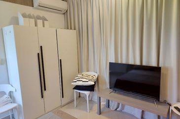 Meridin Suites Residences