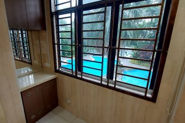 Palm Gardens Condominium