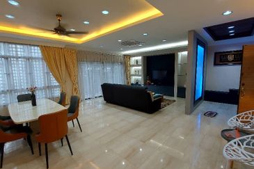 Palm Gardens Condominium