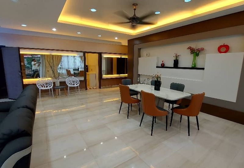 Palm Gardens Condominium