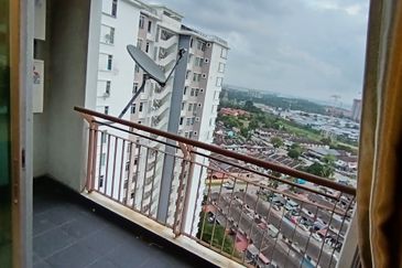 Eastbay Luxury Apartment