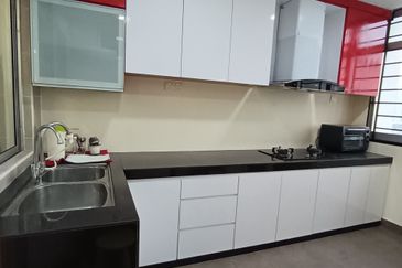 Eastbay Luxury Apartment