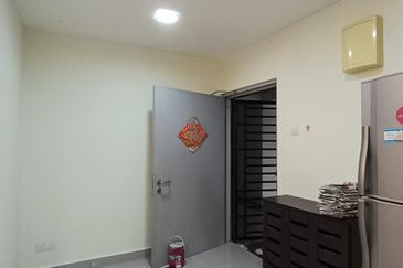 Eastbay Luxury Apartment