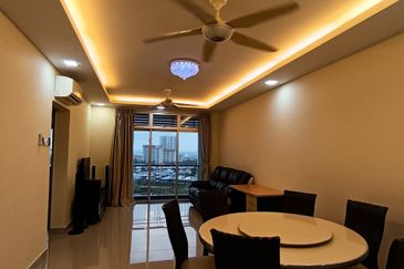 Eastbay Luxury Apartment