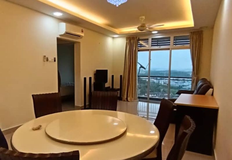 Eastbay Luxury Apartment