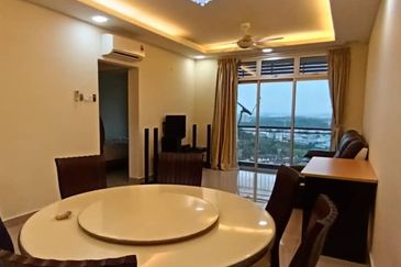 Eastbay Luxury Apartment