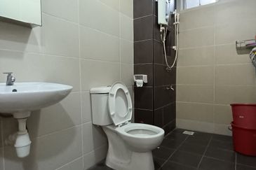 Eastbay Luxury Apartment