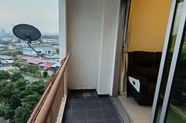 Eastbay Luxury Apartment