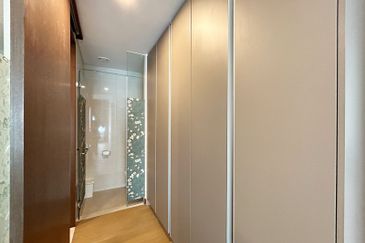 Puteri Cove Residences