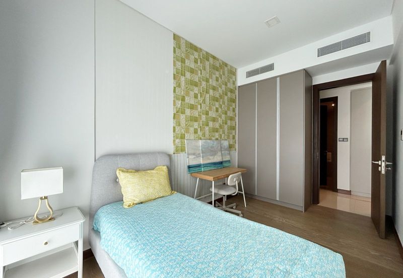 Puteri Cove Residences