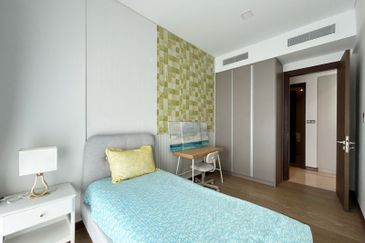 Puteri Cove Residences