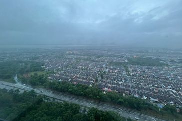 Sky Loft Premium Suites, Bukit Indah