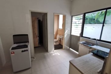 The Canal Garden South, Horizon Hills