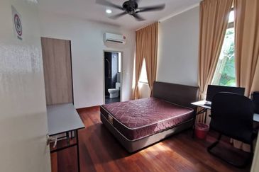 The Canal Garden South, Horizon Hills