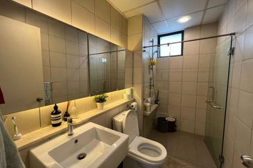 WaterEdge Residences