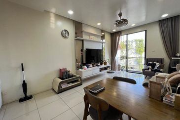 WaterEdge Residences