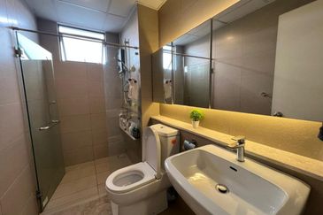 WaterEdge Residences