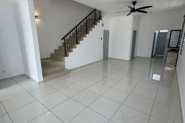 Austin Residence @Taman Mount Austin