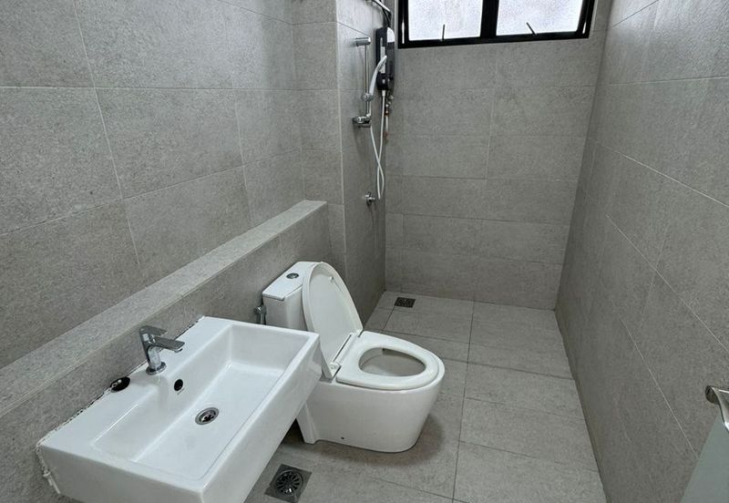 Austin Residence @Taman Mount Austin