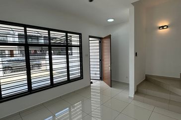 Austin Residence @Taman Mount Austin