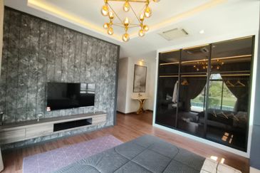 Austin Residence @Taman Mount Austin