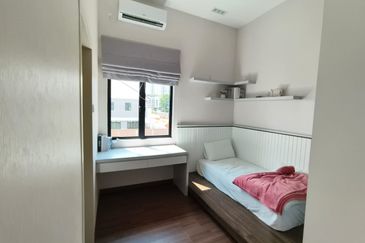 Austin Residence @Taman Mount Austin