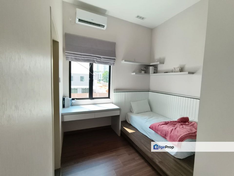 Mount Austin , Johor, Johor Bahru