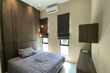 Austin Residence @Taman Mount Austin