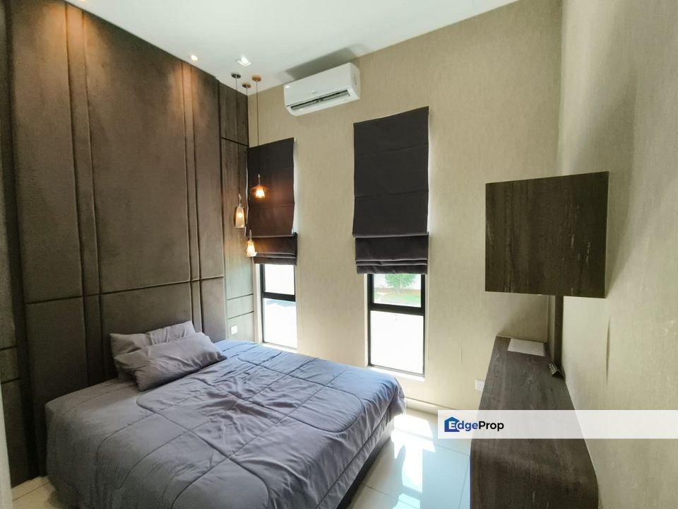 Mount Austin , Johor, Johor Bahru