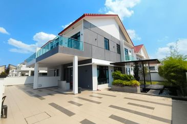 Austin Residence @Taman Mount Austin