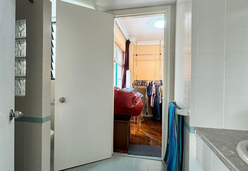 The Straits View, Bandar Baru Permas Jaya