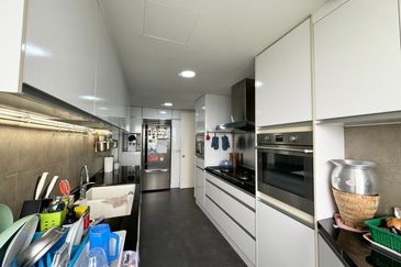 The Straits View, Bandar Baru Permas Jaya