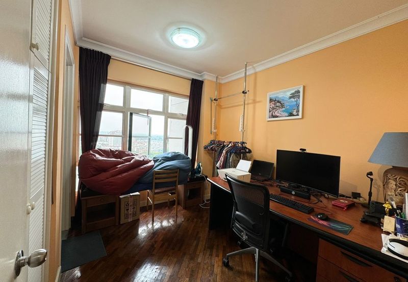 The Straits View, Bandar Baru Permas Jaya