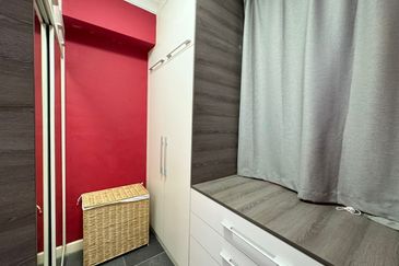 The Straits View, Bandar Baru Permas Jaya