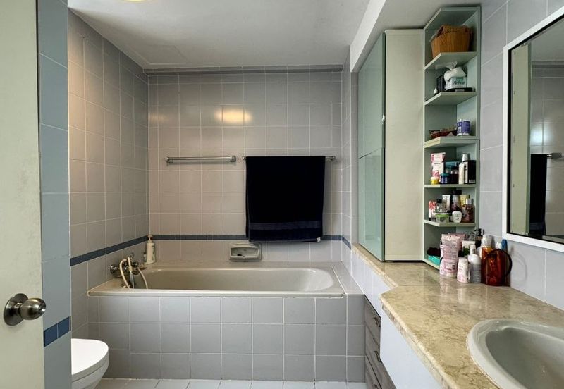 The Straits View, Bandar Baru Permas Jaya