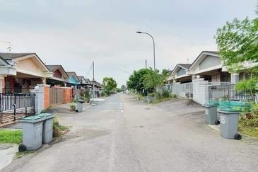 Austin Residence @Taman Mount Austin