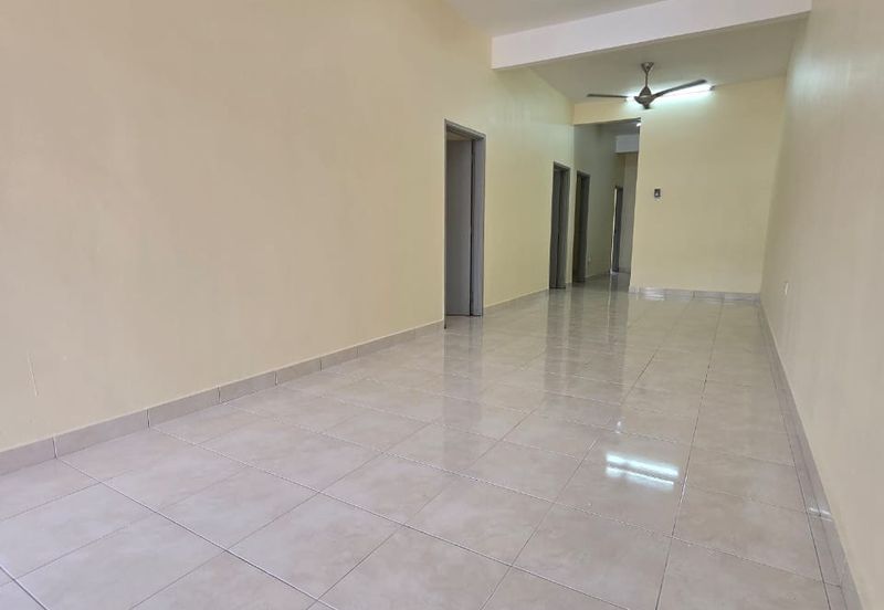 Austin Residence @Taman Mount Austin