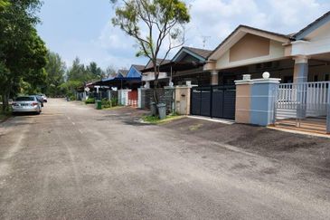 Austin Residence @Taman Mount Austin