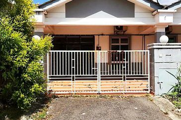 Austin Residence @Taman Mount Austin