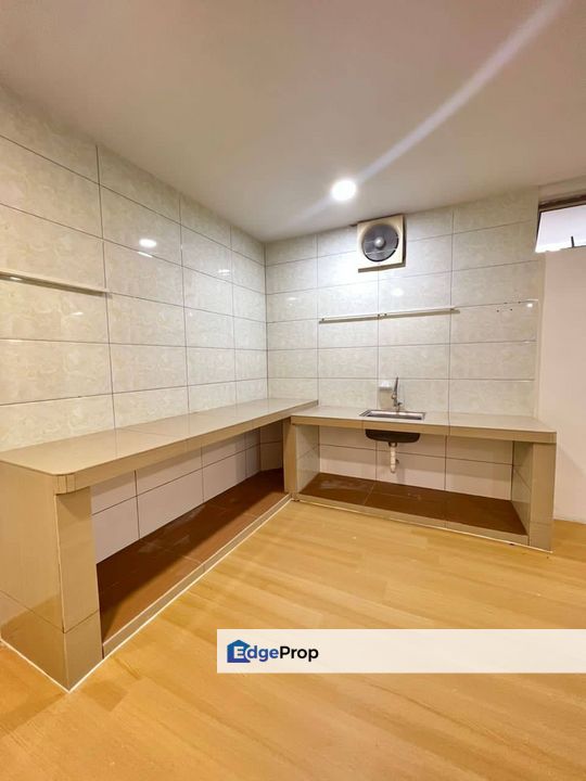 Bukit Tiram Ulu Tiram, Johor Bahru , Johor, Ulu Tiram