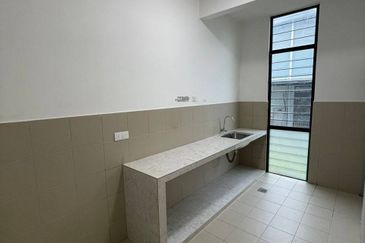 Bandar Baru Seri Alam