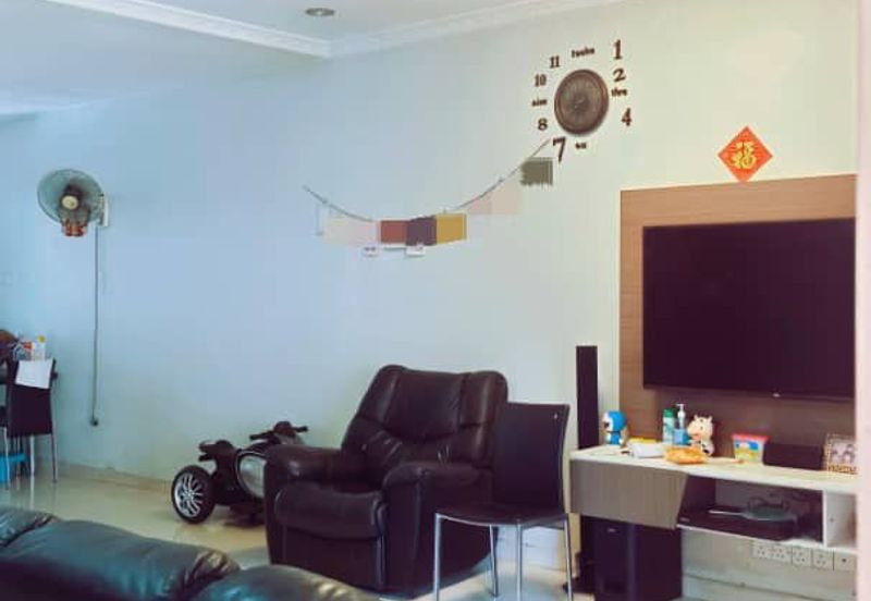 Austin Residence @Taman Mount Austin