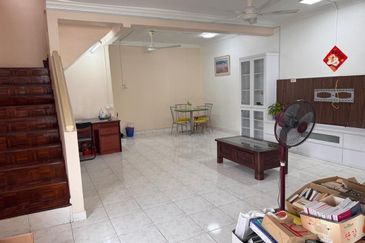 Austin Residence @Taman Mount Austin