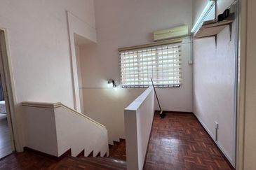 Austin Residence @Taman Mount Austin