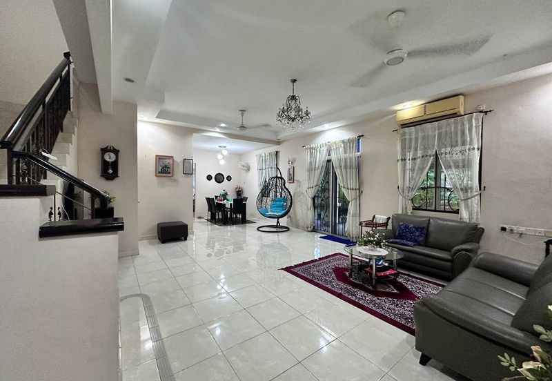 Austin Residence @Taman Mount Austin