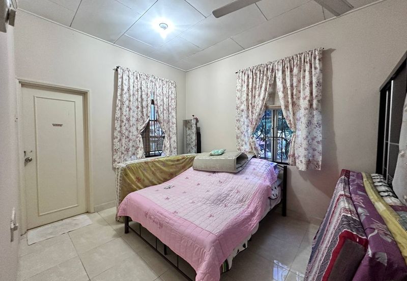 Austin Residence @Taman Mount Austin