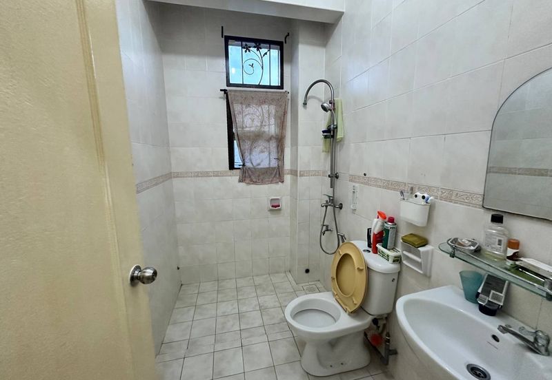 Austin Residence @Taman Mount Austin