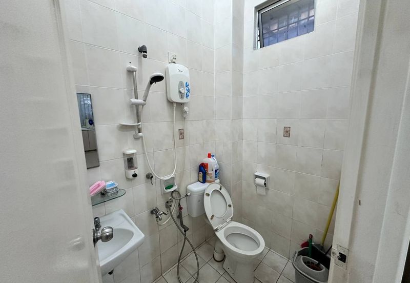 Austin Residence @Taman Mount Austin